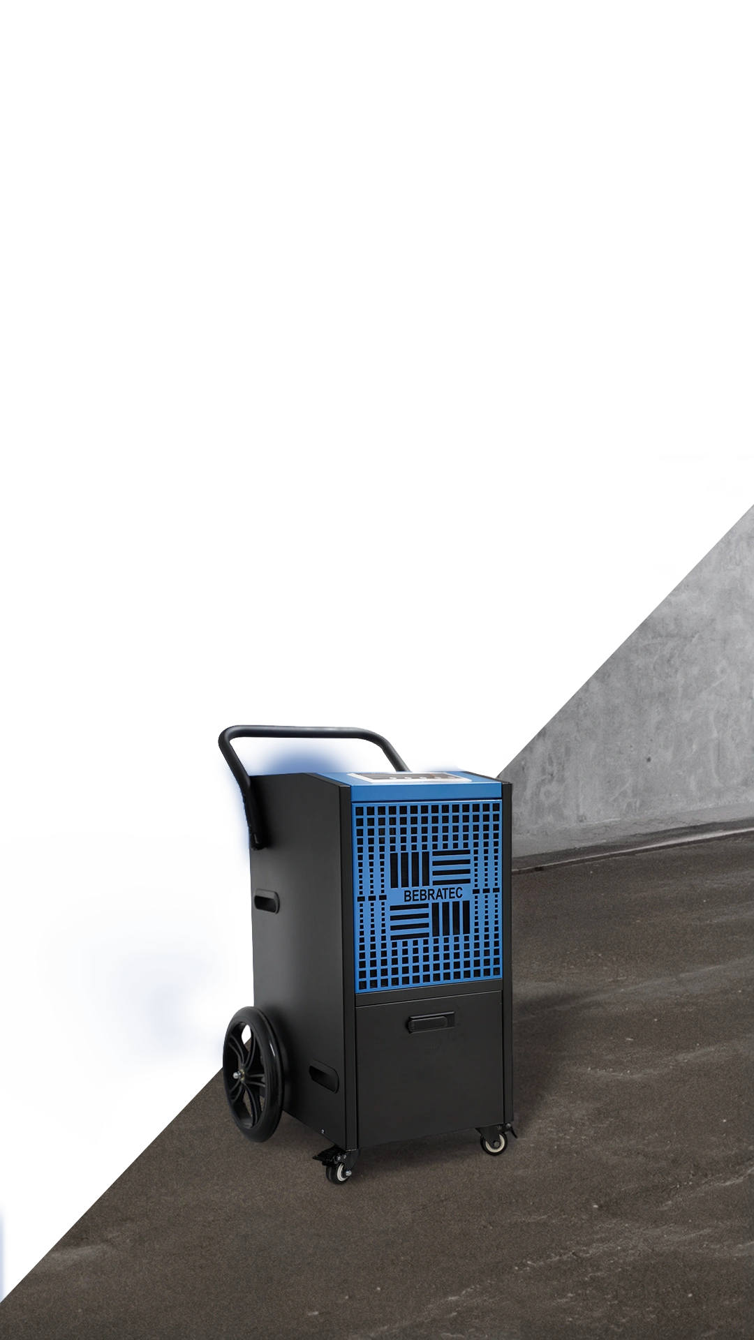 BEBRATEC Bautrockner im Einsatz in Industriehalle, robust und leistungsstark